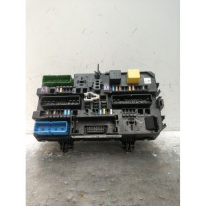 CAJA RELES / FUSIBLES 13268286 5DK00866924