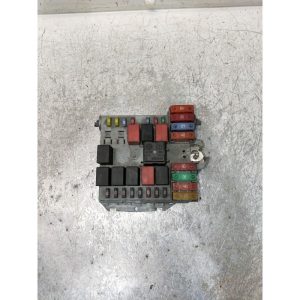 CAJA RELES / FUSIBLES 51832042