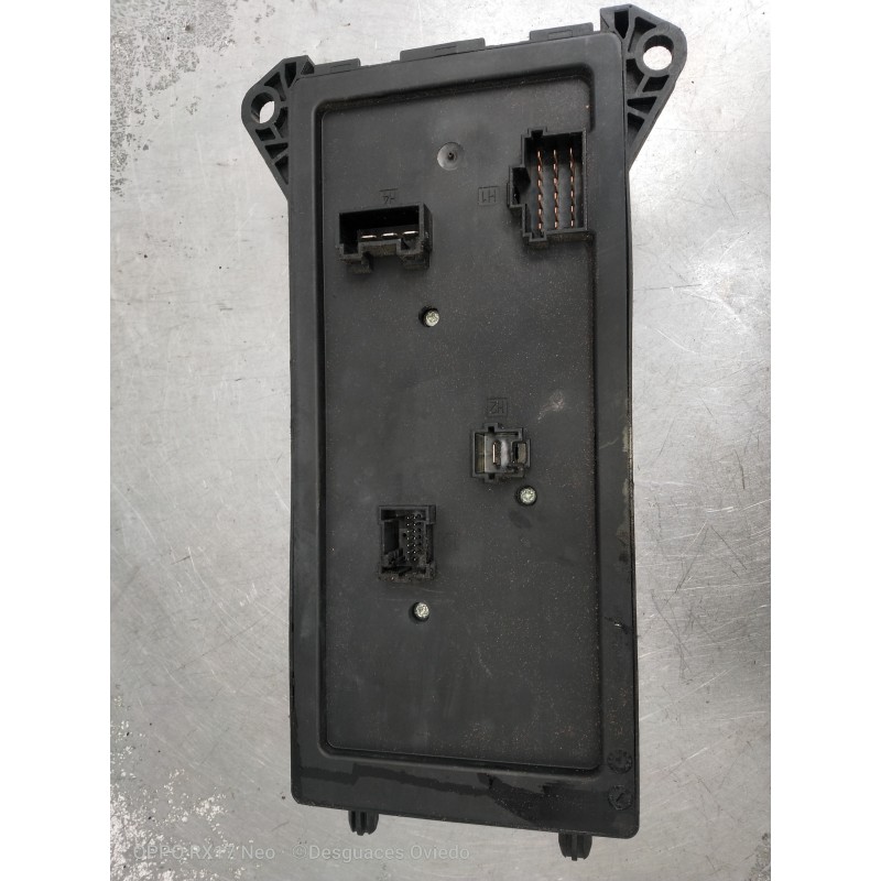 CAJA RELES / FUSIBLES A9065454701 ZGS006Q004 50JF11F03 - Imagen 2