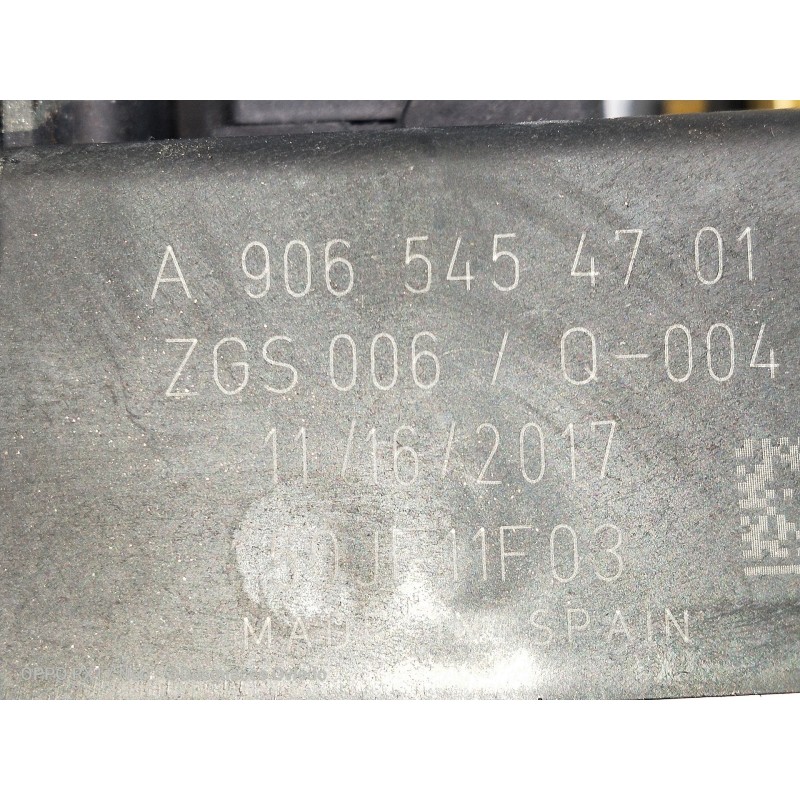 CAJA RELES / FUSIBLES A9065454701 ZGS006Q004 50JF11F03 - Imagen 3