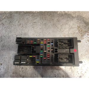 CAJA RELES / FUSIBLES AH2214F041BF