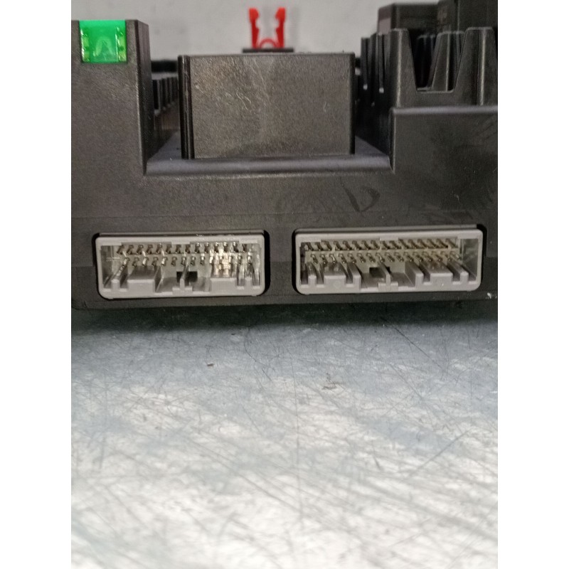 CAJA RELES / FUSIBLES gj3214f041ab - Imagen 3