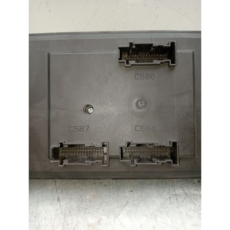 CAJA RELES / FUSIBLES gj3214f041ab - Imagen 5