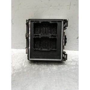 CAJA RELES / FUSIBLES H1BT14D068AG 9690820057